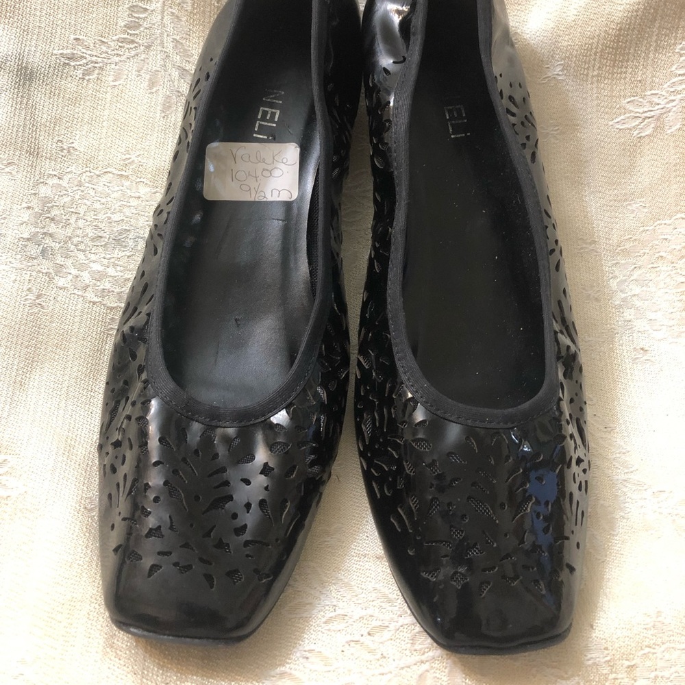 VANELi Valeke Women’s Leather Flats Size 9.5m